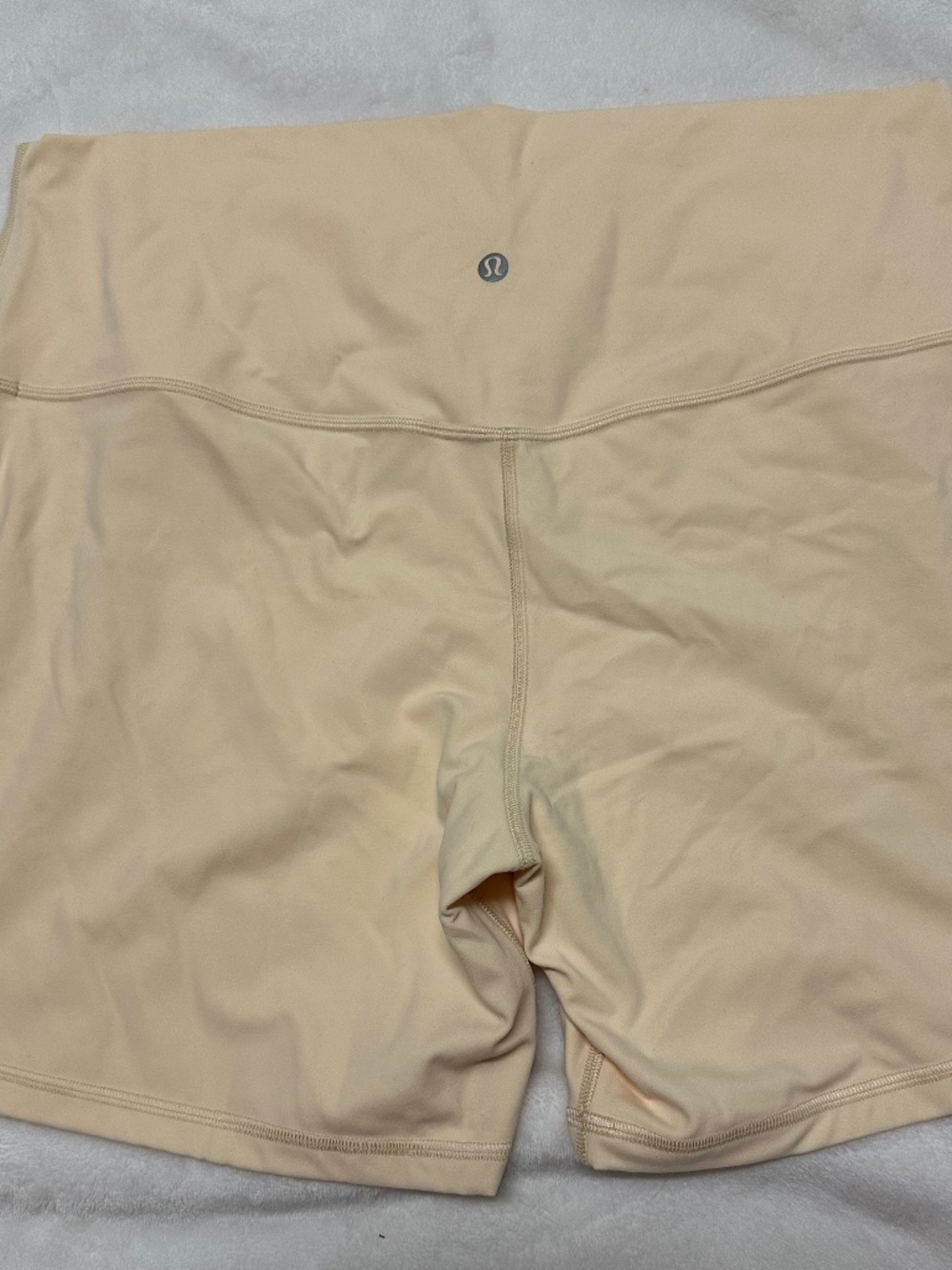 lululemon butter cream align shorts